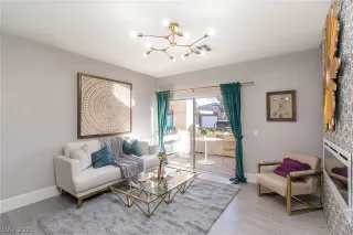 Photo #2: 2278679 Listing