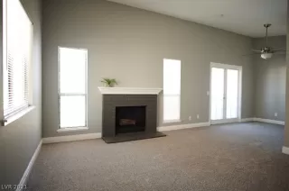 Photo #3: 2278707 Listing