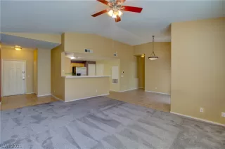 Photo #5: 2278715 Listing 