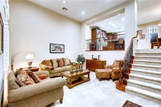 Photo #6: 2278718 Listing 