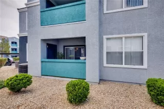 Photo #3: 2278736 Listing