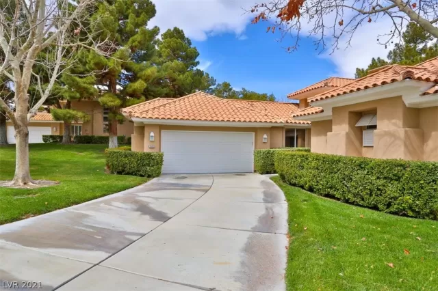 MLS: 2278742 Condo For Sale