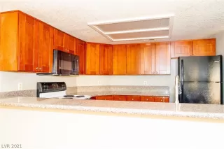 Photo #4: 2278773 Listing 