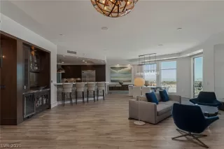 Photo #1: 2278792 Listing