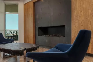 Photo #4: 2278792 Listing