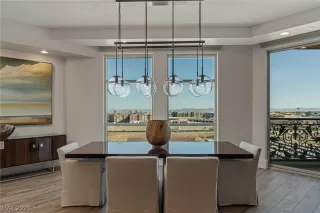 Photo #5: 2278792 Listing