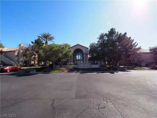 MLS: 2278880 Condo For Sale