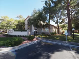 Photo #6: 2278880 Listing