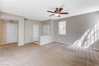 Photo #4: 2278894 Listing