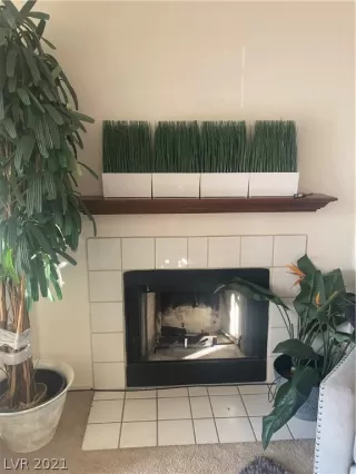 Photo #3: 2278898 Listing