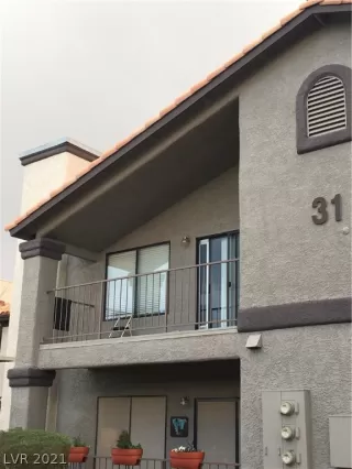 Photo #2: 2278905 Listing