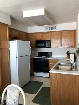 Photo #1: 2278911 Listing