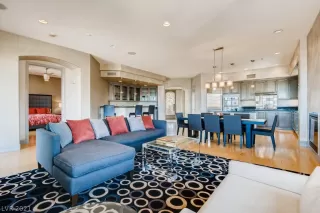 Photo #6: 2278917 Listing 