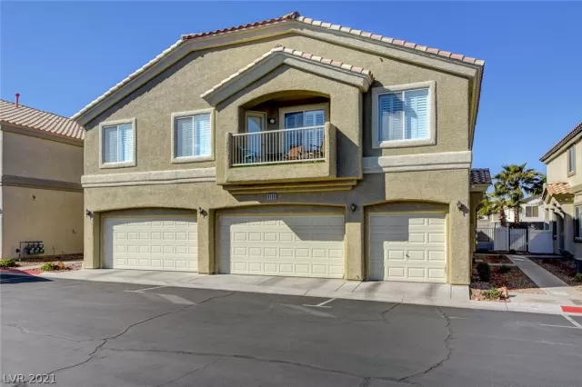 MLS: 2278931 Condo For Sale