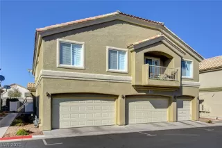 Photo #2: 2278931 Listing