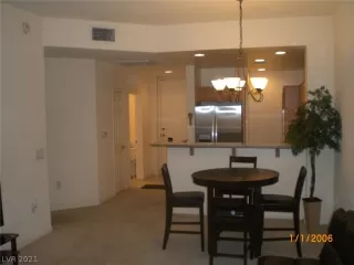 Photo #3: 2278944 Listing 