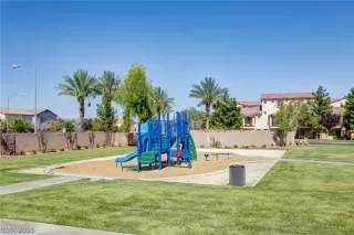 Photo #2: 2278947 Listing 