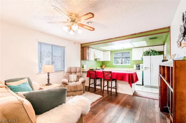 MLS: 2278948 Condo For Sale