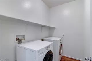 Photo #4: 2278958 Listing 