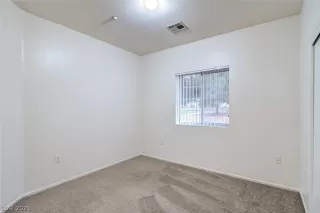 Photo #5: 2278958 Listing 