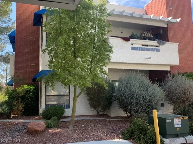 MLS: 2278975 Condo For Sale