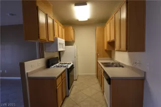 Photo #3: 2278998 Listing 