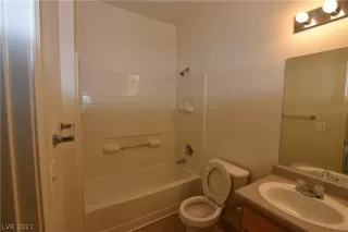 Photo #5: 2278998 Listing 