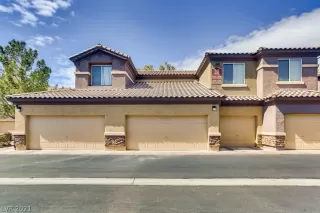 Photo #1: 2279020 Listing