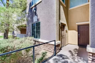 Photo #2: 2279020 Listing