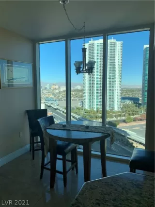 Photo #5: 2279044 Listing