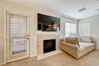 Photo #6: 2279071 Listing 