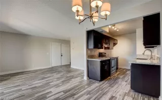 Photo #2: 2279077 Listing