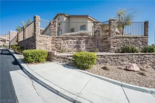 Photo #5: 2279098 Listing 