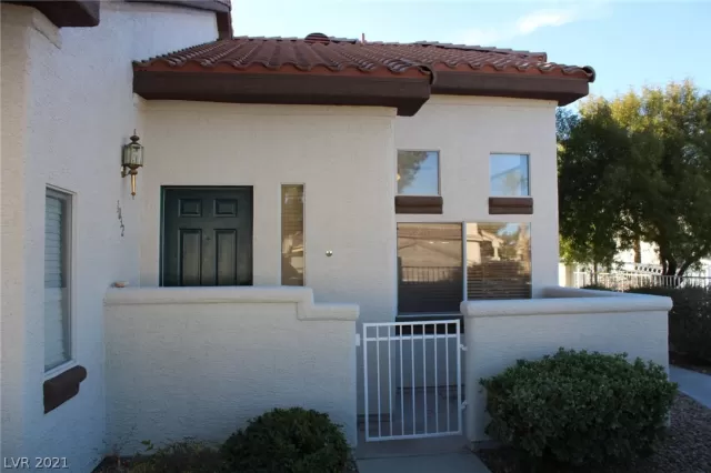 MLS: 2279155 Condo For Sale