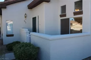 Photo #1: 2279155 Listing