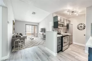 Photo #1: 2279193 Listing 