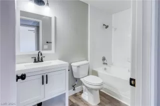 Photo #4: 2279193 Listing 