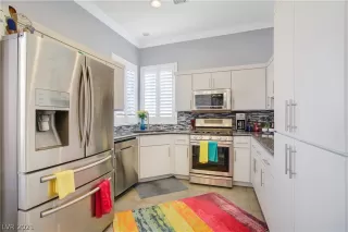 Photo #4: 2279230 Listing