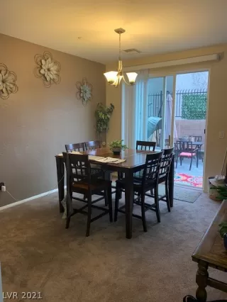 Photo #4: 2279269 Listing