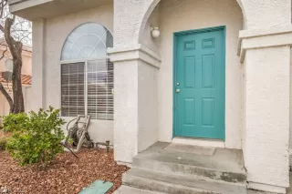 Photo #2: 2279270 Listing