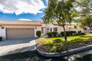 Photo #4: 2279276 Listing