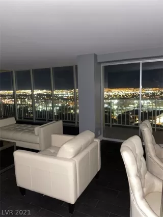 Photo #1: 2279285 Listing