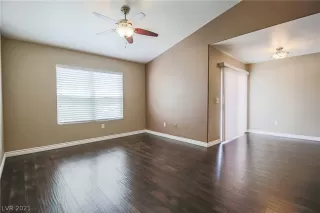 Photo #2: 2279300 Listing