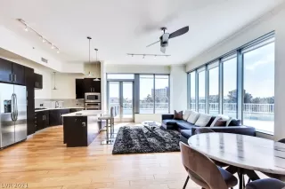 Photo #4: 2279319 Listing 