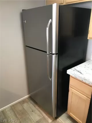 Photo #6: 2279324 Listing