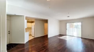 Photo #2: 2279363 Listing 