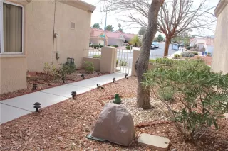 Photo #4: 2279368 Listing 