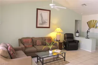 Photo #6: 2279368 Listing 