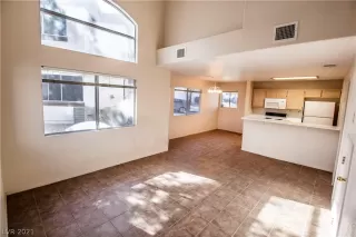 Photo #2: 2279389 Listing 