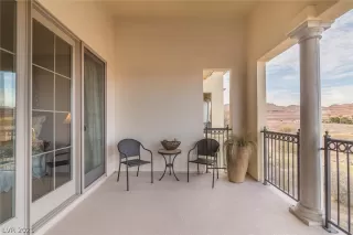 Photo #6: 2279435 Listing 